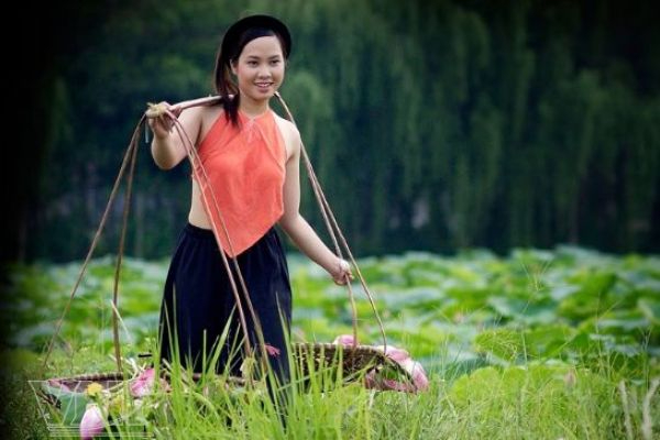Các nhà khoa học phân tích - Cảm hứng video marketing từ Hotspot Matrix_ứng dụng chỉnh sửa video miễn phí